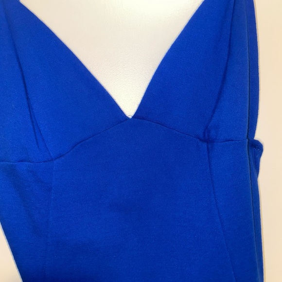 Dress - Picture 6 of 6